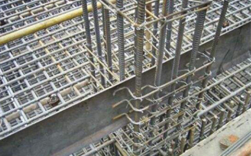 曲麻莱止水钢板