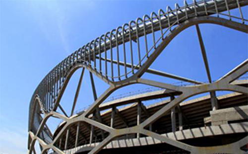 如何防止曲麻莱钢结构焊接热变形？